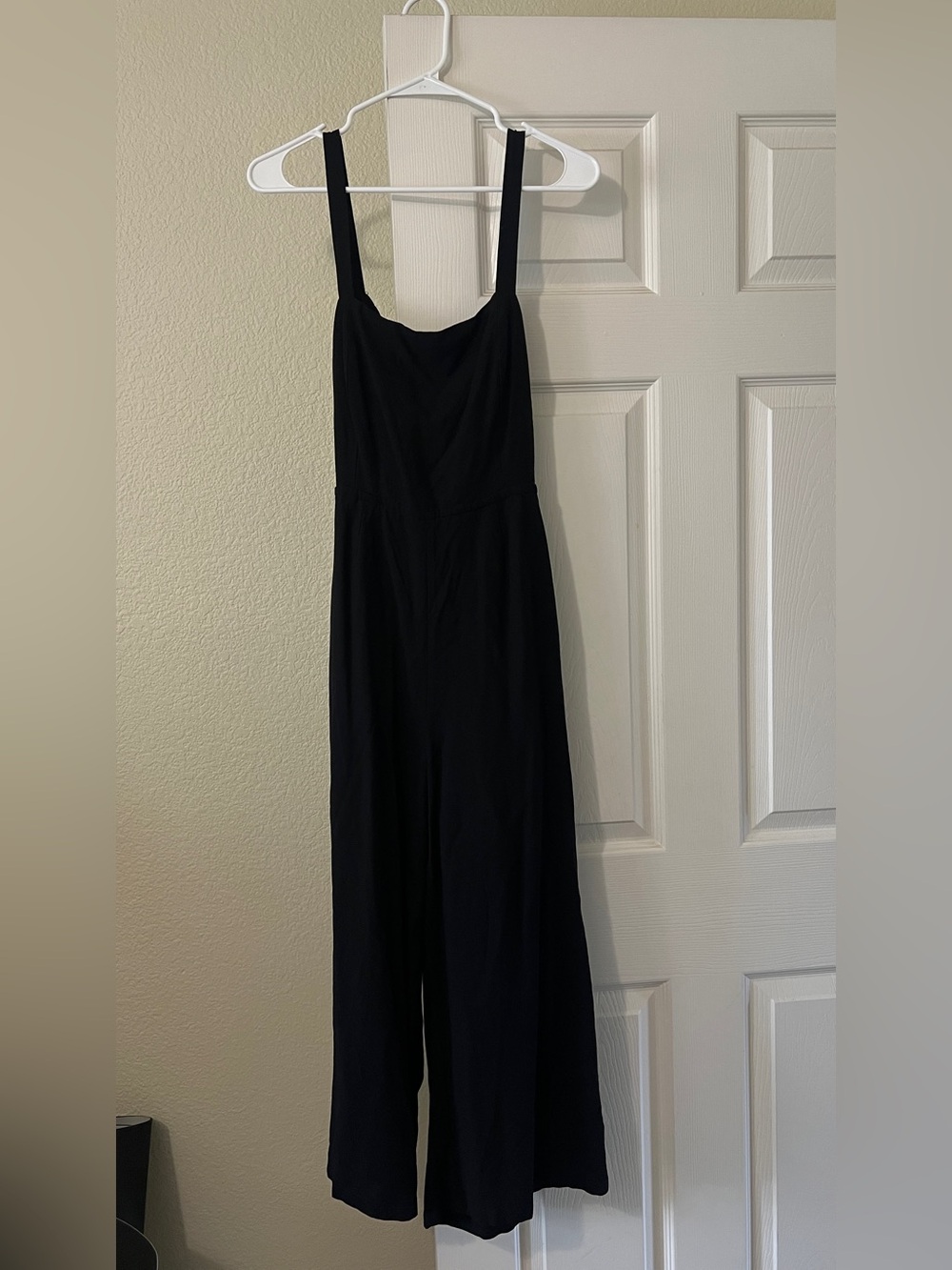 Vici Black Wide-Leg Cropped Length Tie Back Jumpsuit